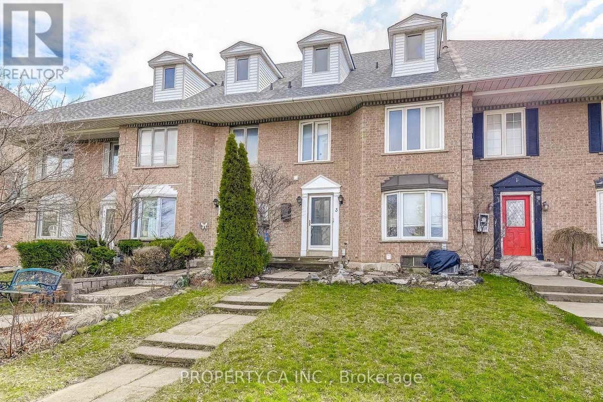 3 WATERFORD CRESCENT