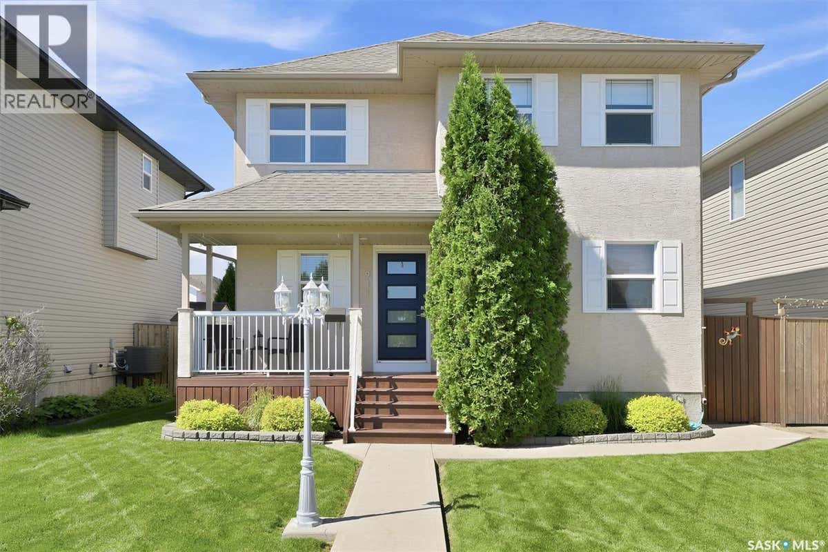 911 MAGUIRE CRESCENT