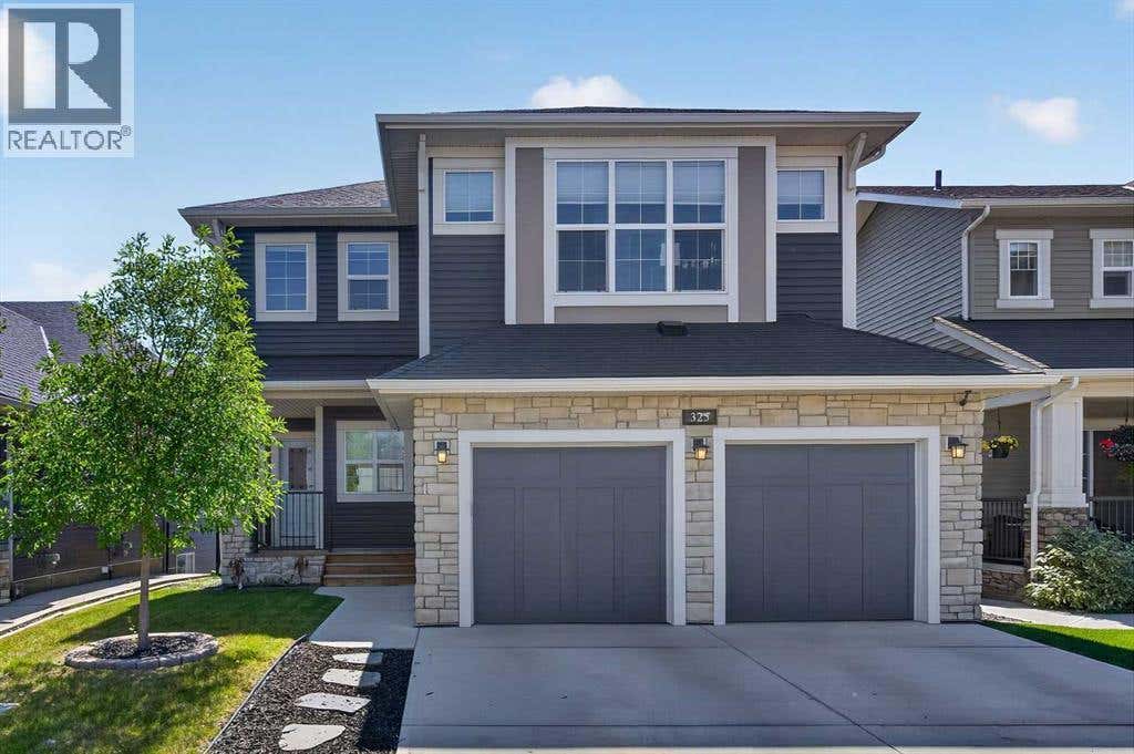 325 BAYSIDE CRESCENT SW