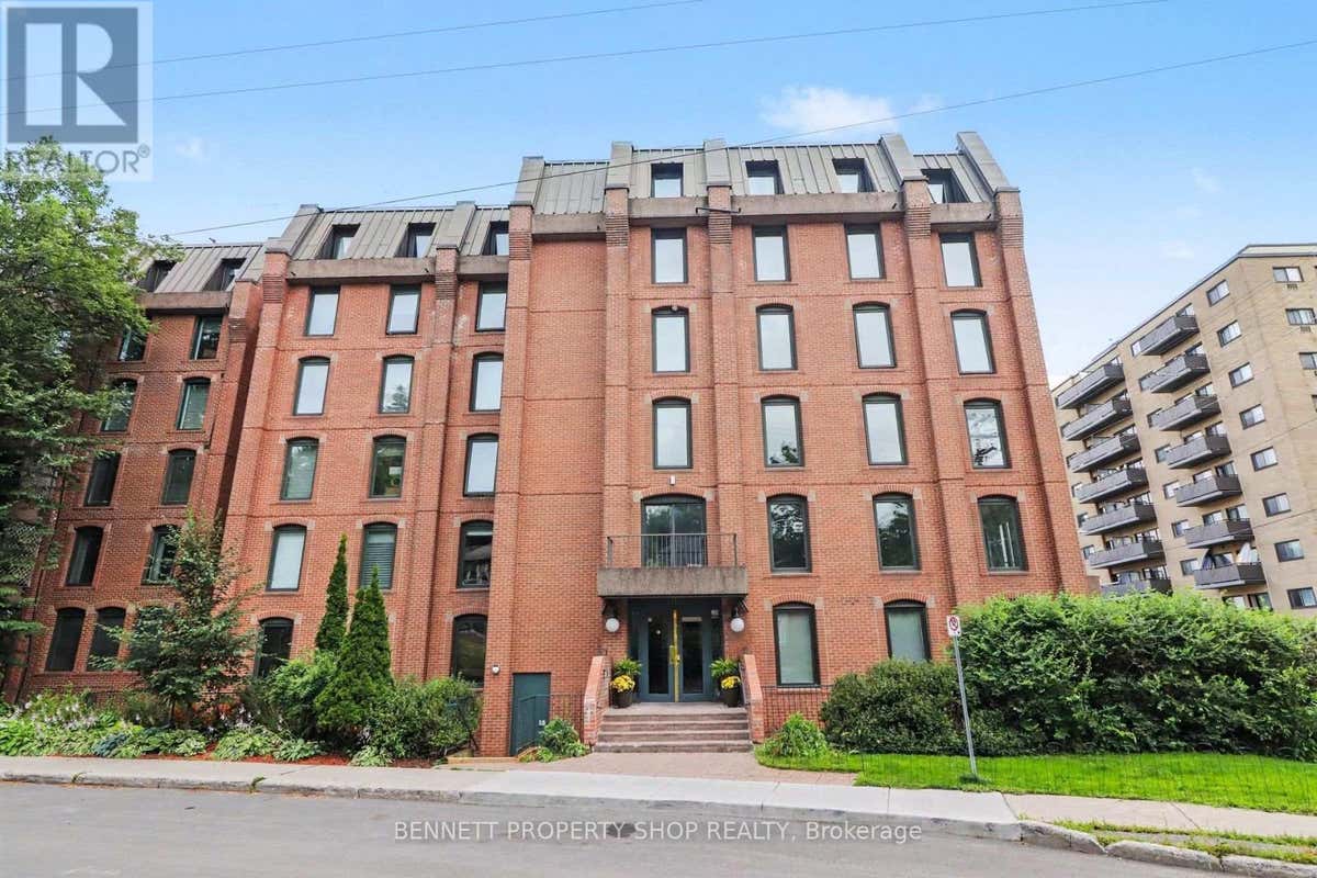 3B - 100 RIDEAU TERRACE