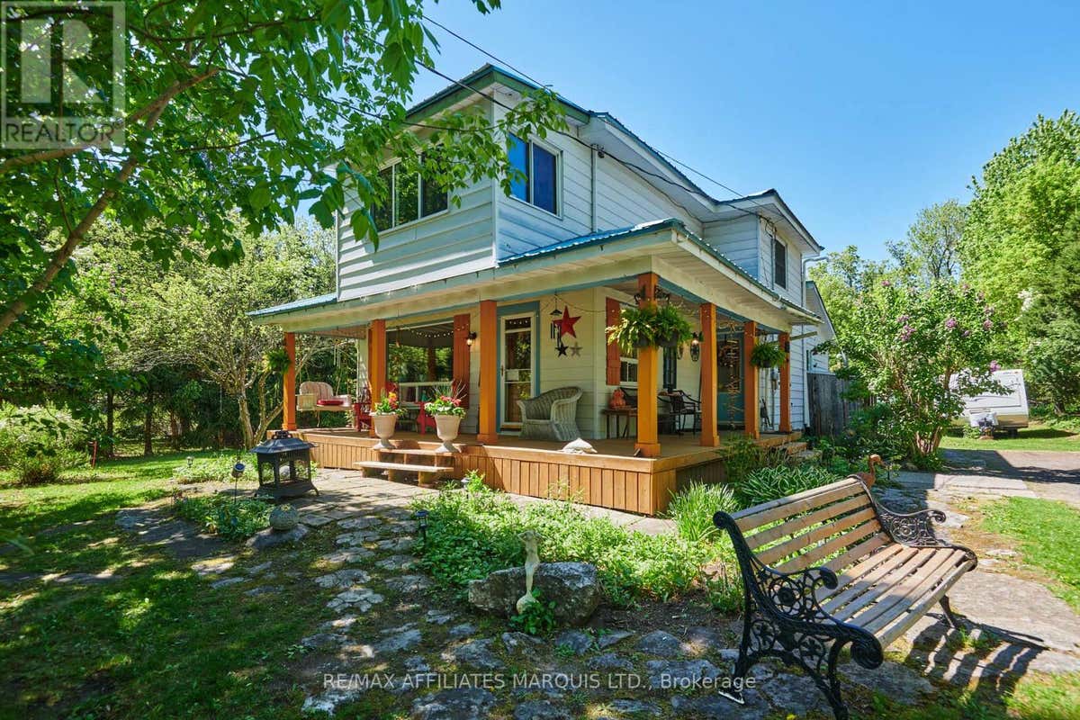 The Hill-138 Real Estate - Houses for Sale in The Hill-138 | REMAX