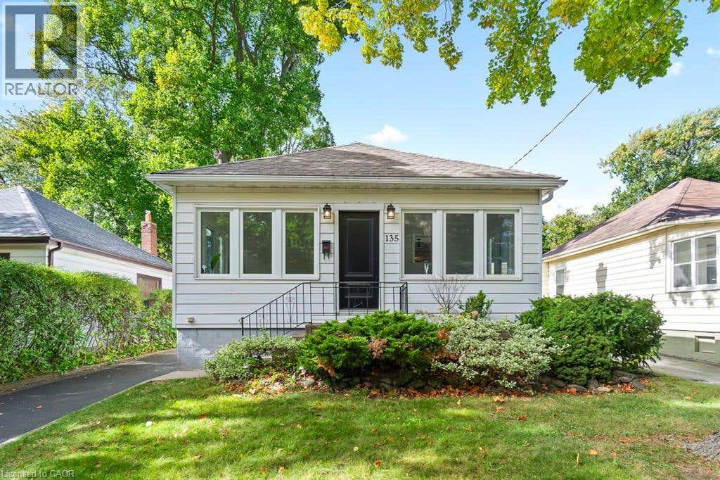 135 DEANE AVENUE