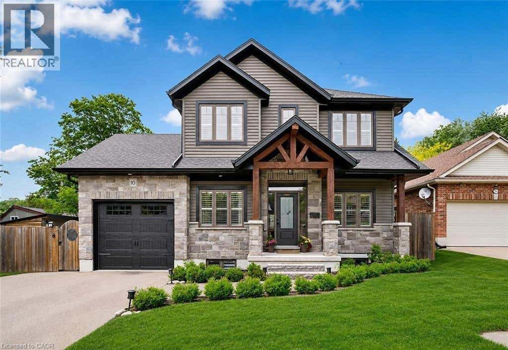 10 CRAIGHEAD DRIVE
