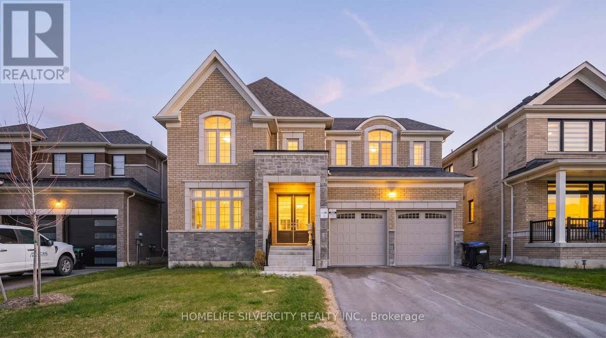 4 SANDHILL CRESCENT