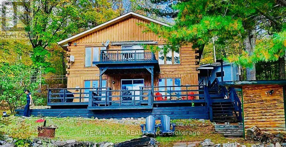 253 FARADALE DRIVE