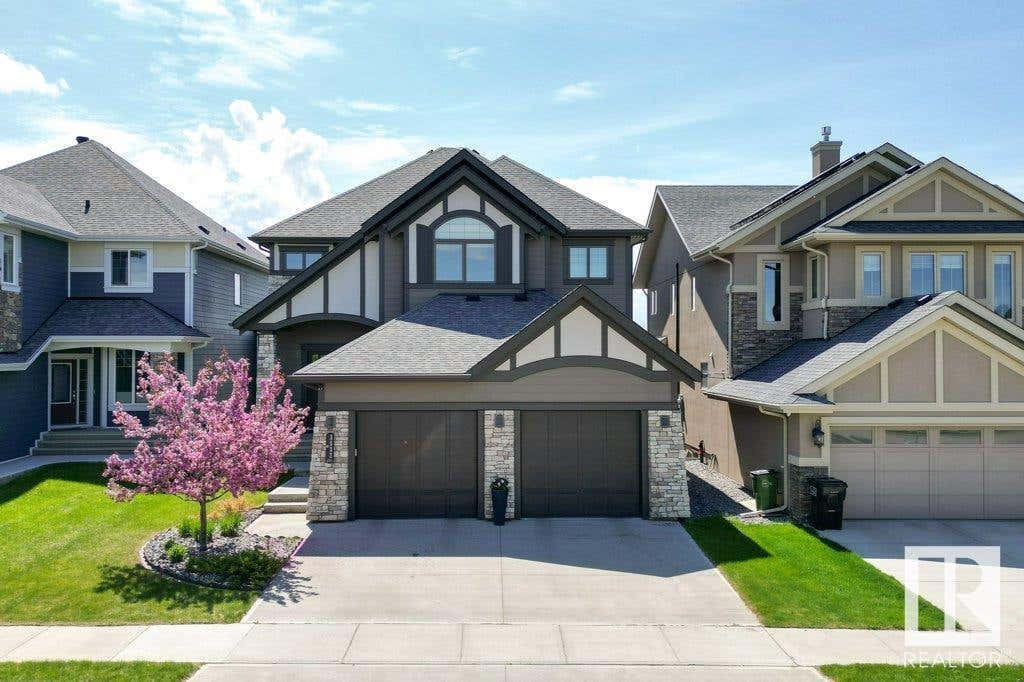 3532 KESWICK BV SW, Edmonton, AB T6W0S5 House For Sale | RE/MAX | E4438422