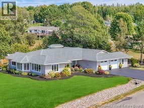 3 Pike Avenue