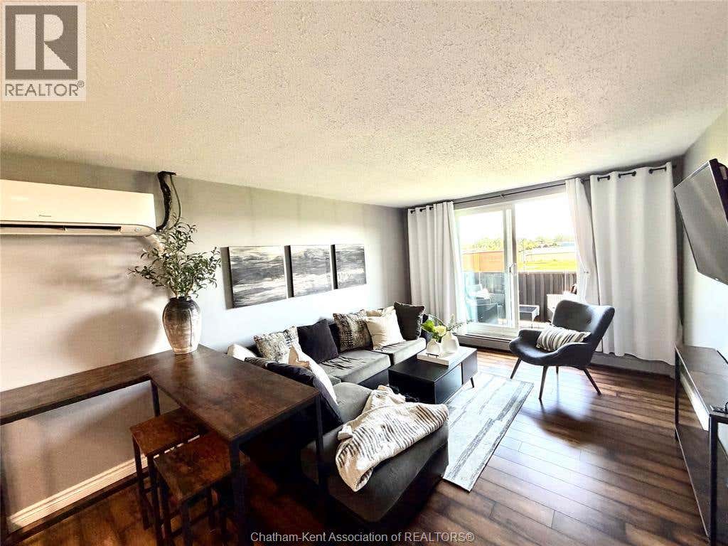 276 MERRITT AVENUE