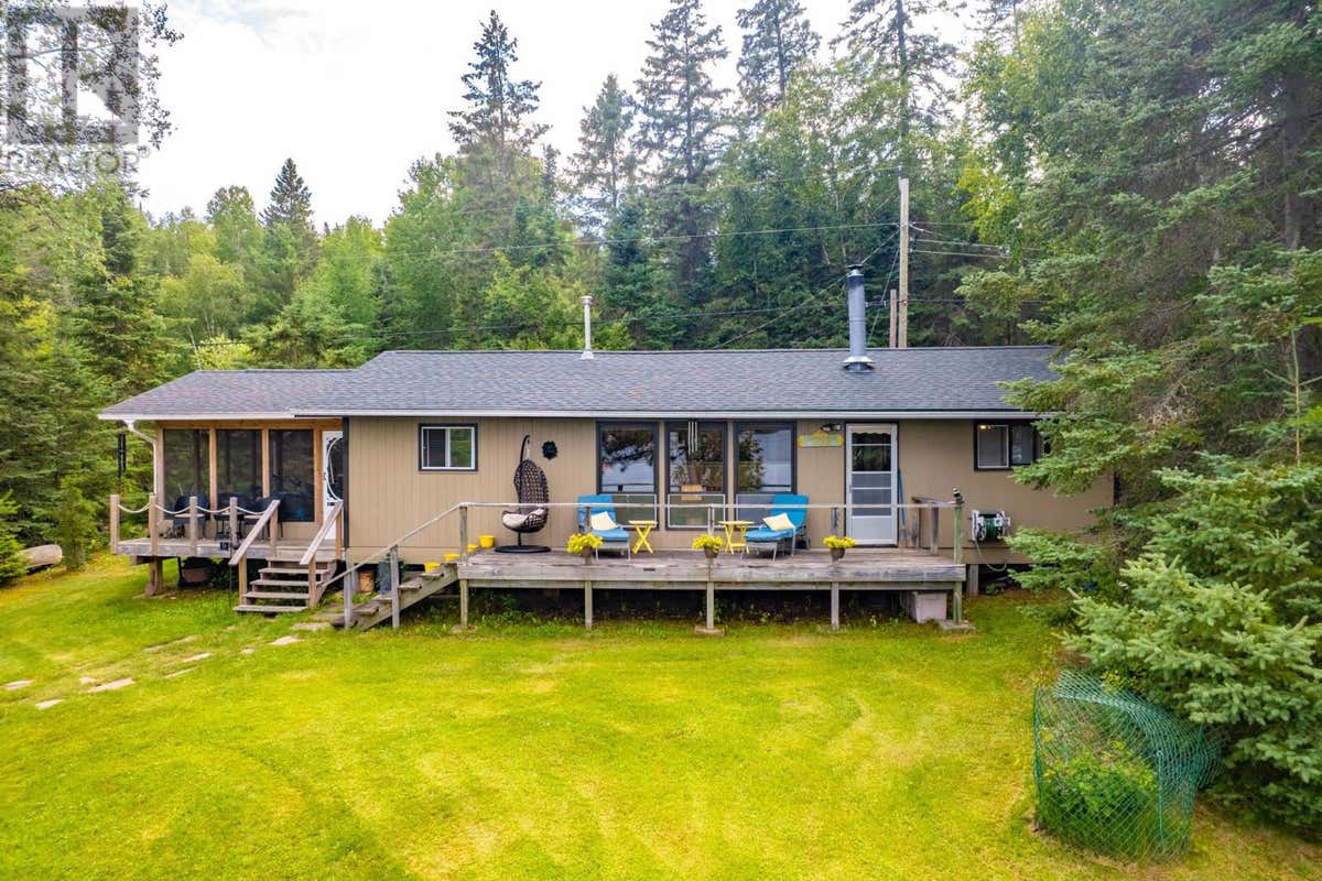 33B PENINSULA DRIVE
