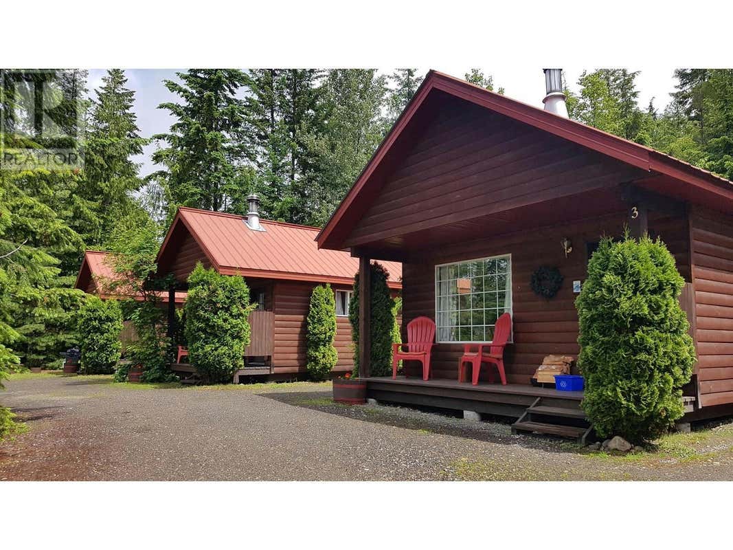 1200 HOTSPRINGS ROAD Road Lot 2, Nakusp, BC V0G1R0 Duplex For Sale