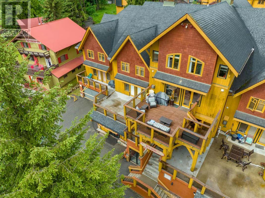 4430 RED MOUNTAIN ROAD Unit 11, Rossland, BC V0G1Y0 House For Sale