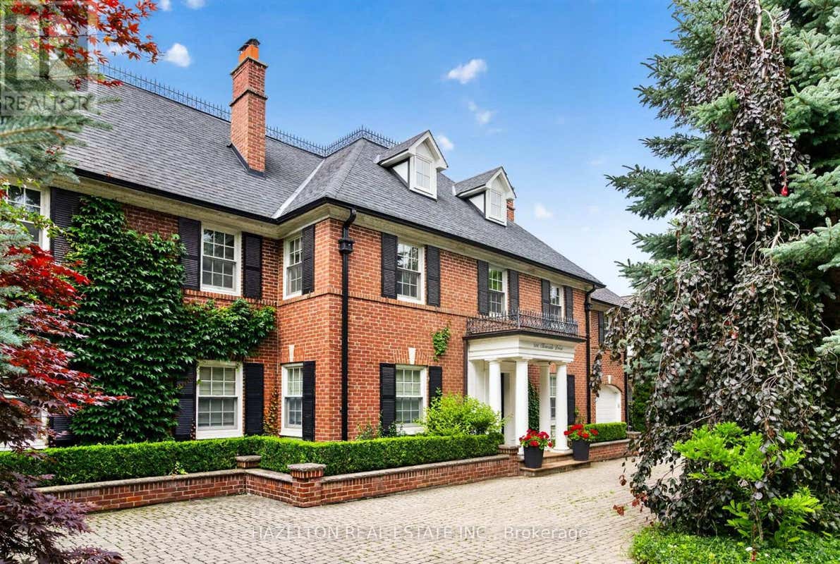 246 RIVERSIDE DRIVE