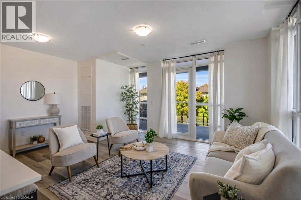 461 GREEN ROAD UNIT# 212