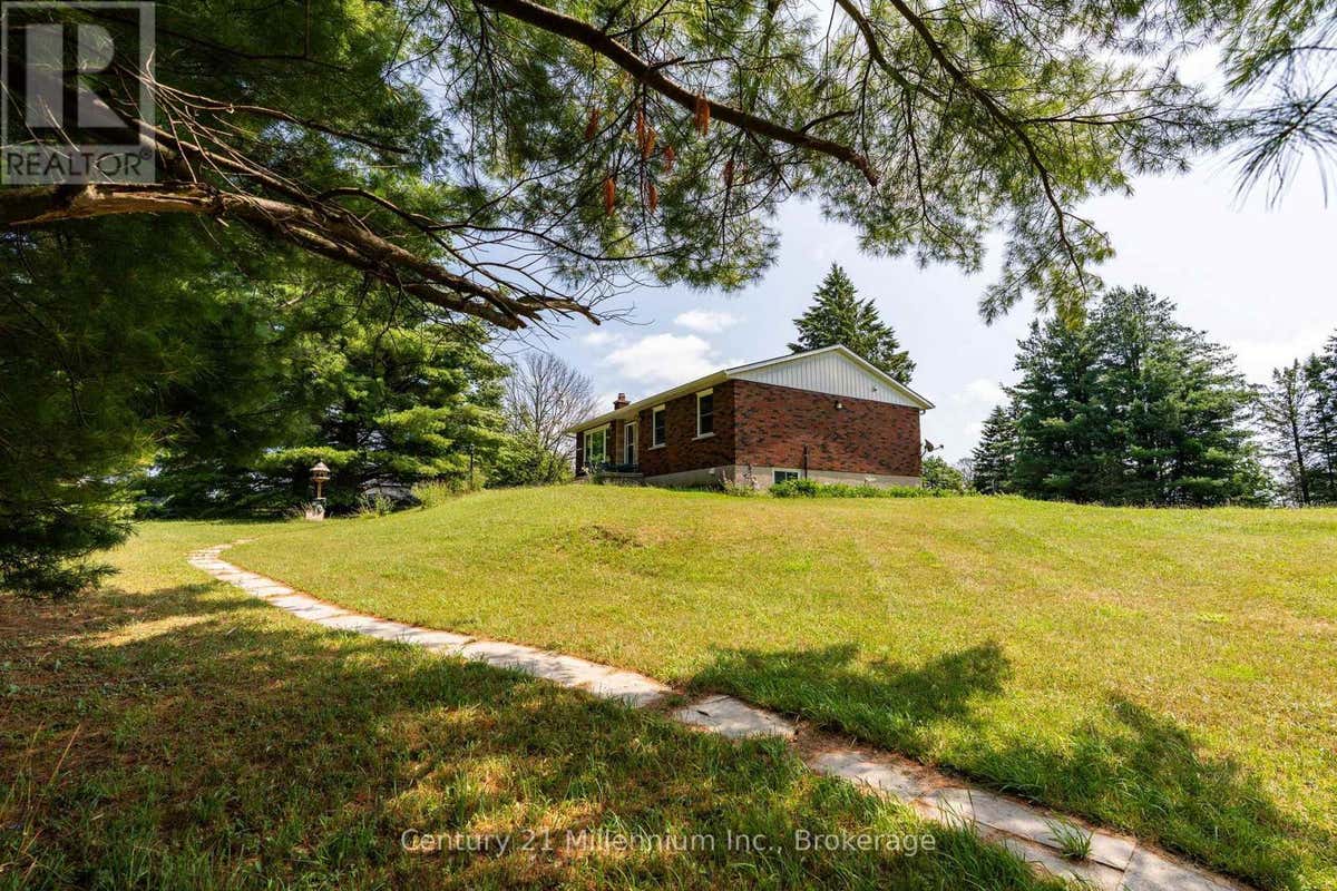 102768 GREY RD 18 ROAD