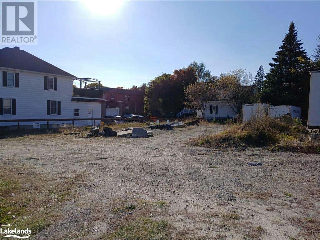 82 CHURCH Street, Parry Sound, ON P2A1Z1 Land For Sale RE/MAX 40666092