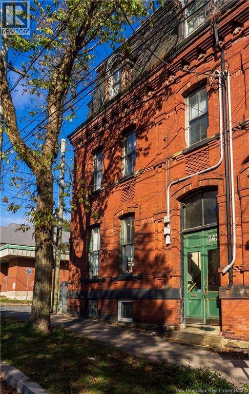 242 GERMAIN STREET