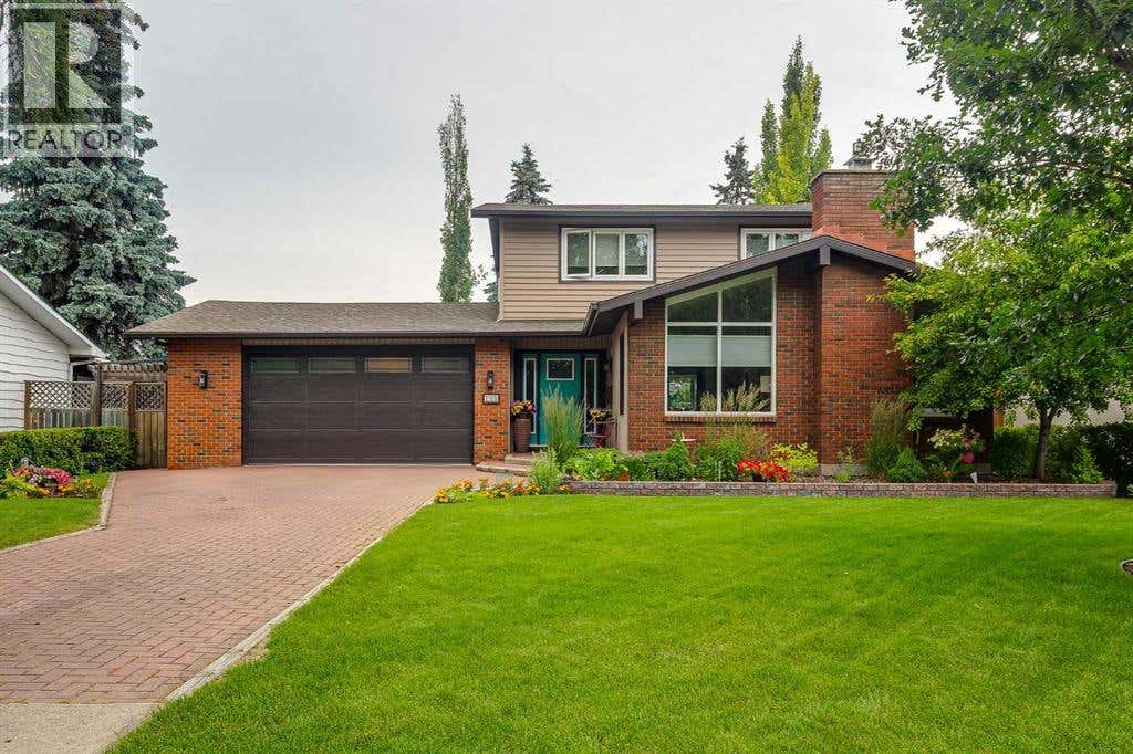 111 SELKIRK BOULEVARD
