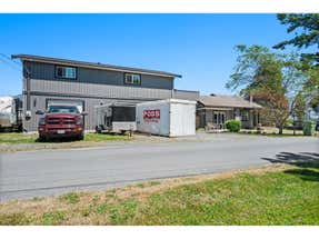 10141 GILLANDERS ROAD, East Chilliwack