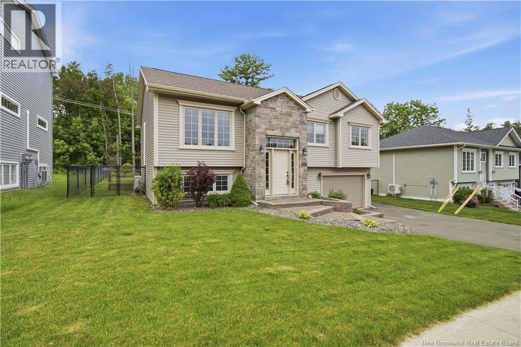 142 MOOERS DRIVE