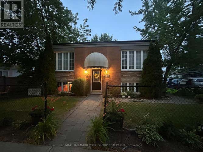 101 - 948 LAKE DRIVE E