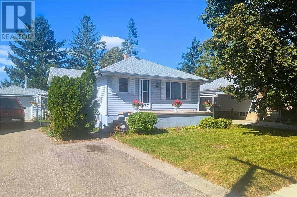 977 BRIARFIELD AVENUE, Sarnia, ON N7V4A1 House For Sale RE/MAX 24023913