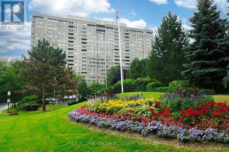 1209 - 50 ELM DRIVE E