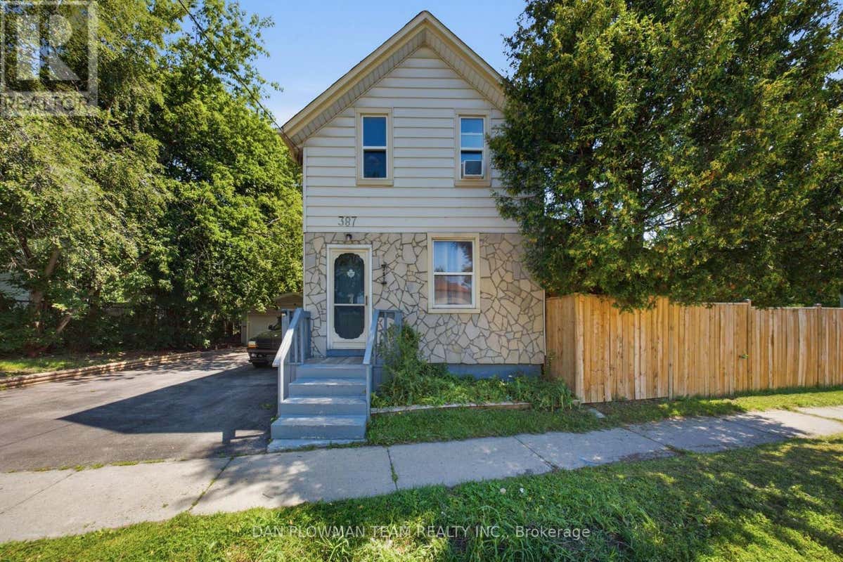 387 ALBERT STREET