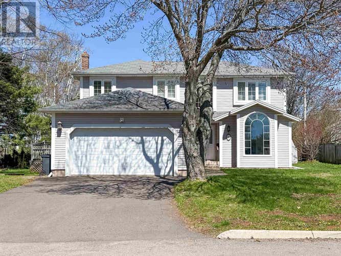 16 Lansdowne Avenue