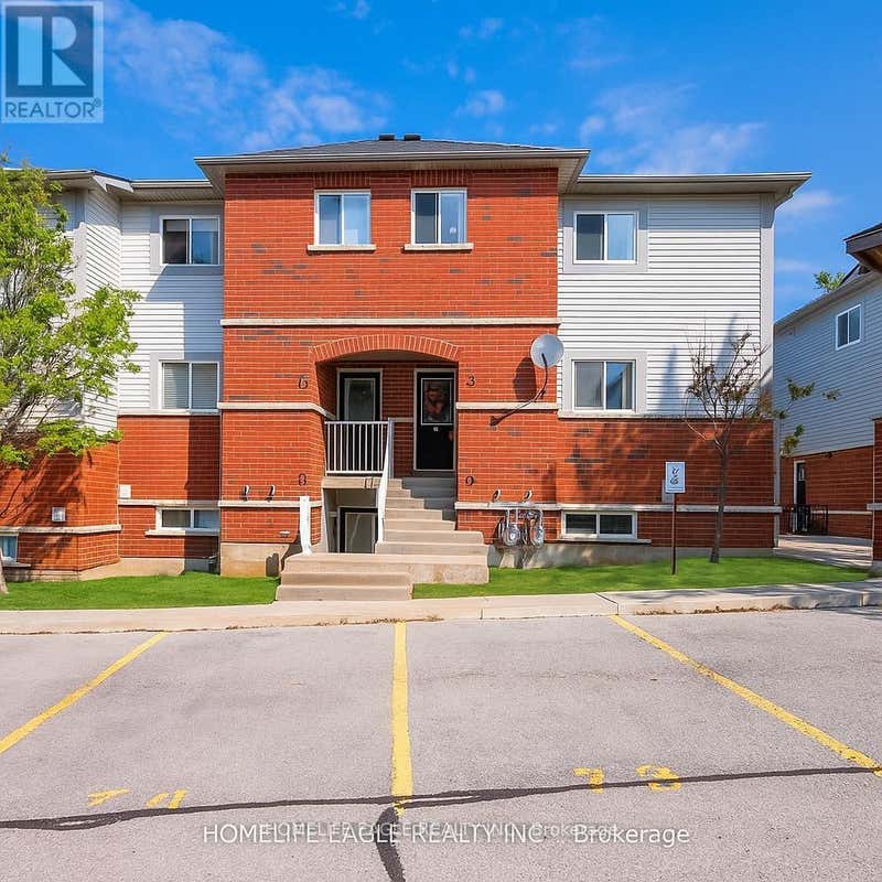13 - 235 FERNDALE DRIVE S