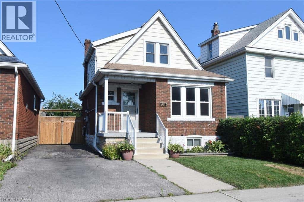 215 PALING AVENUE