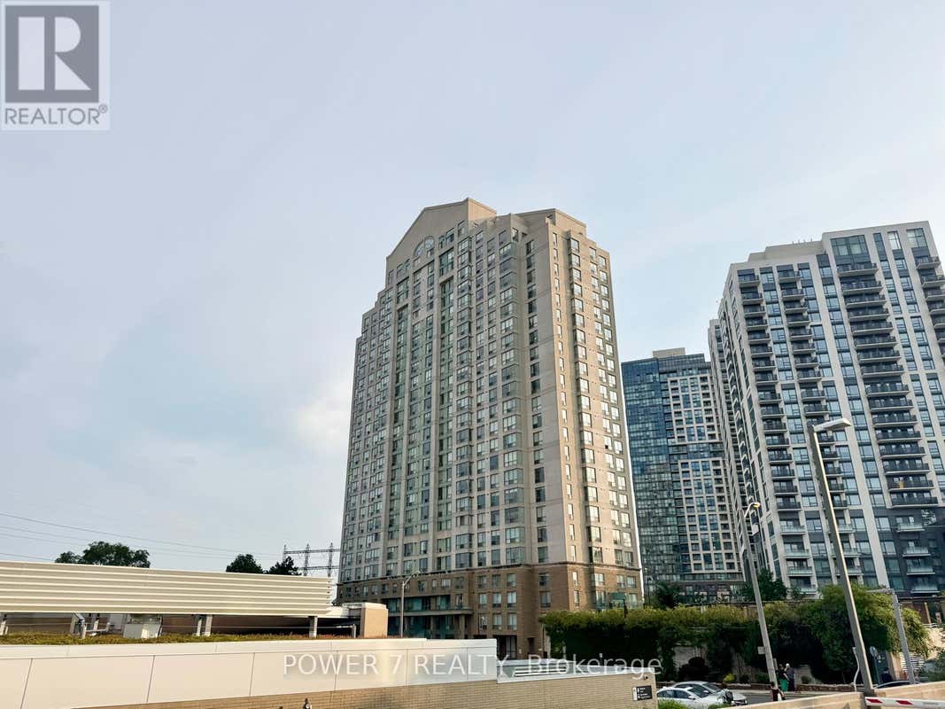PH304 - 101 SUBWAY CRESCENT