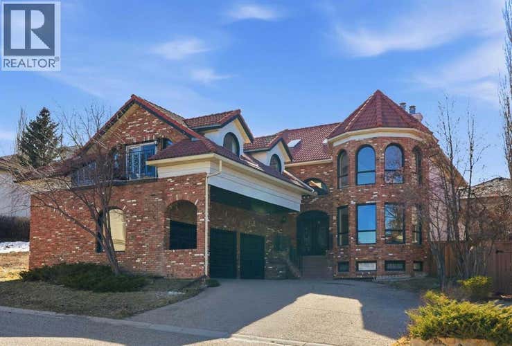 91 Patterson Crescent SW