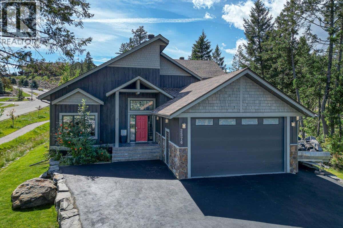 2576 SANDSTONE GREEN