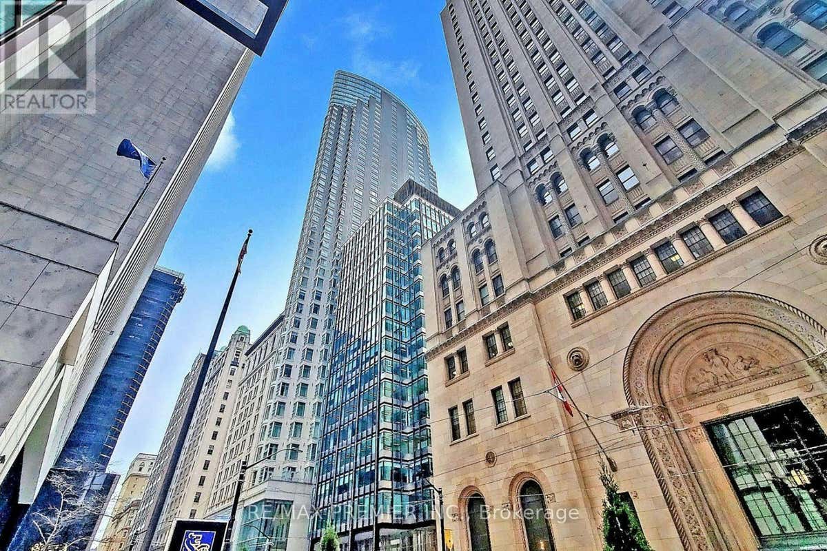 2212 1 KING STREET W, Toronto (Bay Street Corridor), ON M5H1A1 Home
