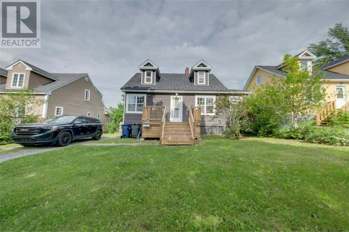 12 PINEGROVE AVENUE