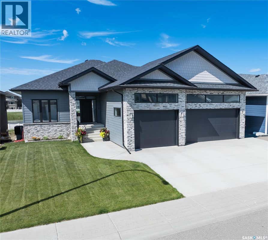 214 SETTLER CRESCENT