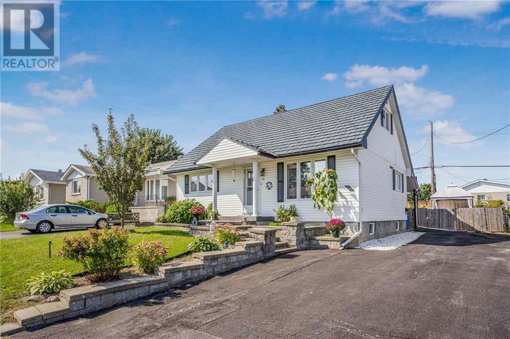 460 THERIAULT STREET, Hawkesbury, ON K6A1Z3 À vendre RE/MAX 1411730