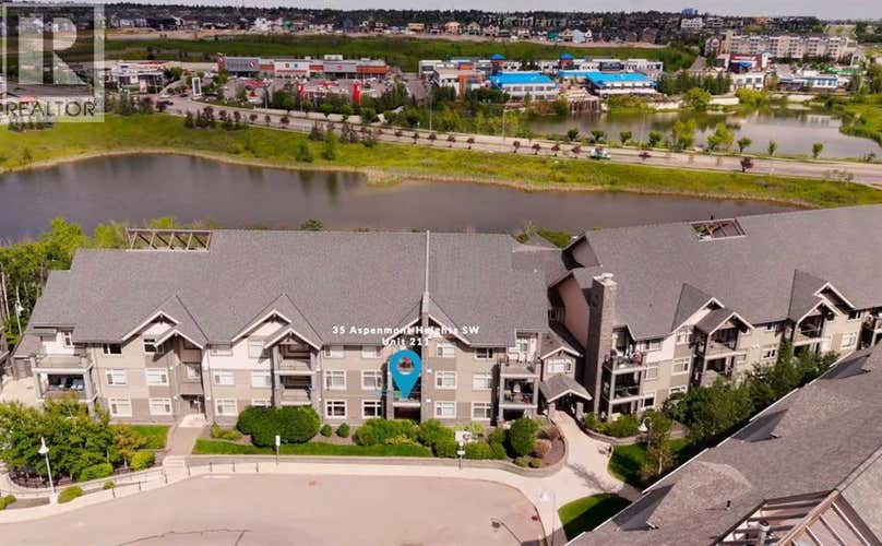 211, 35 Aspenmont Heights SW