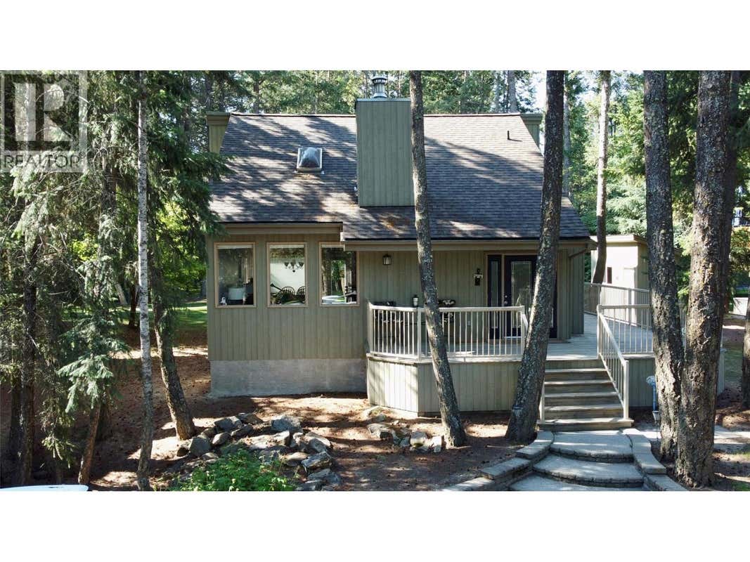 4878 RIDGE CRESCENT