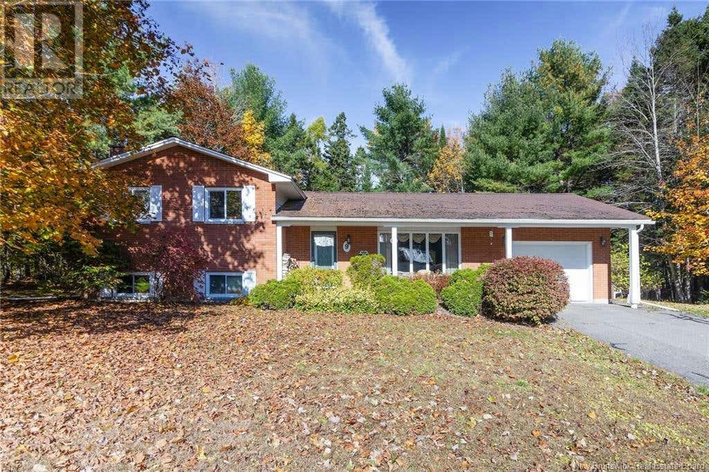 9 Neptune Crescent, Hanwell, NB E3C1M7 House For Sale RE/MAX NB108171