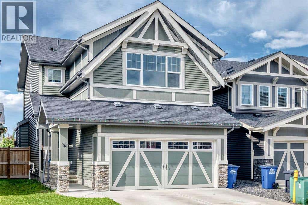 16 SUNRISE CRESCENT
