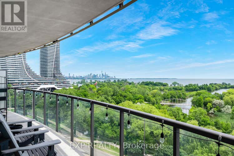 808 - 2230 LAKE SHORE BOULEVARD W