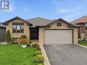 44 LIBERTY CRESCENT