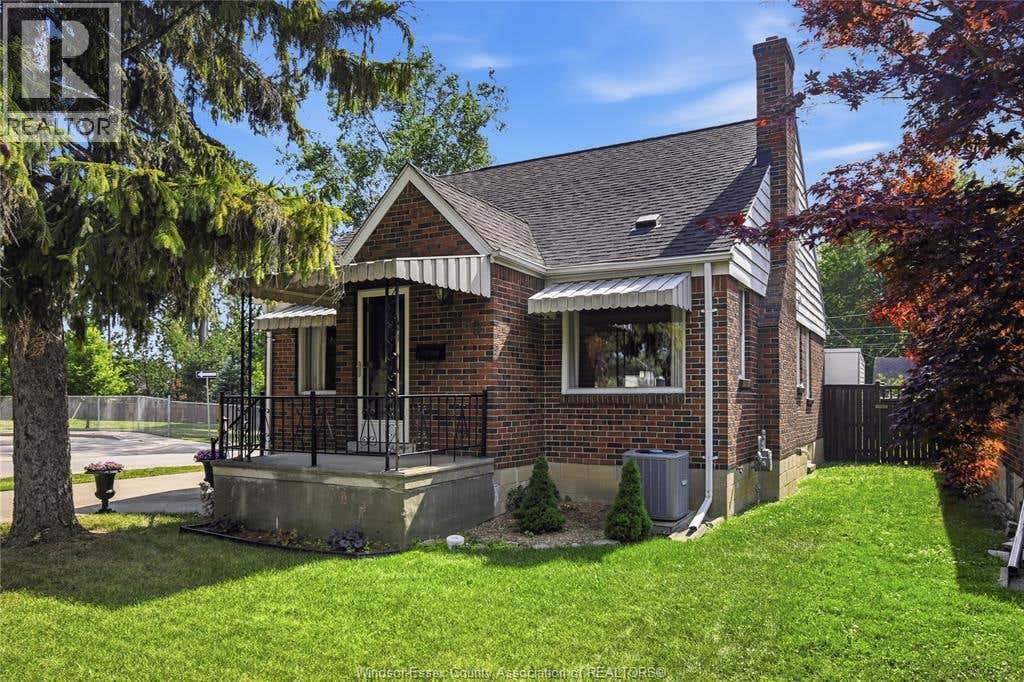889 PATRICE DRIVE