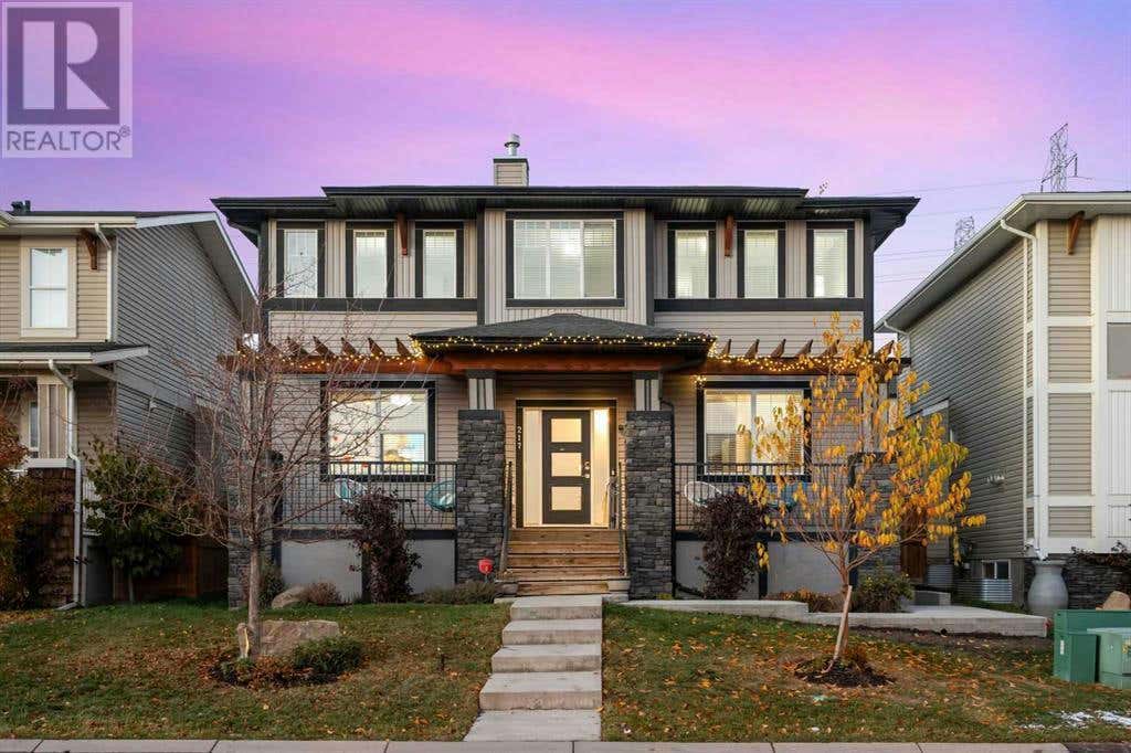 217 RAINBOW FALLS GLEN, Chestermere, AB T1X0S6 House For Sale RE/MAX