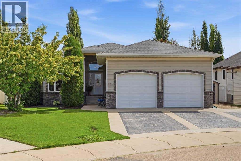 35 ALDRICH CLOSE