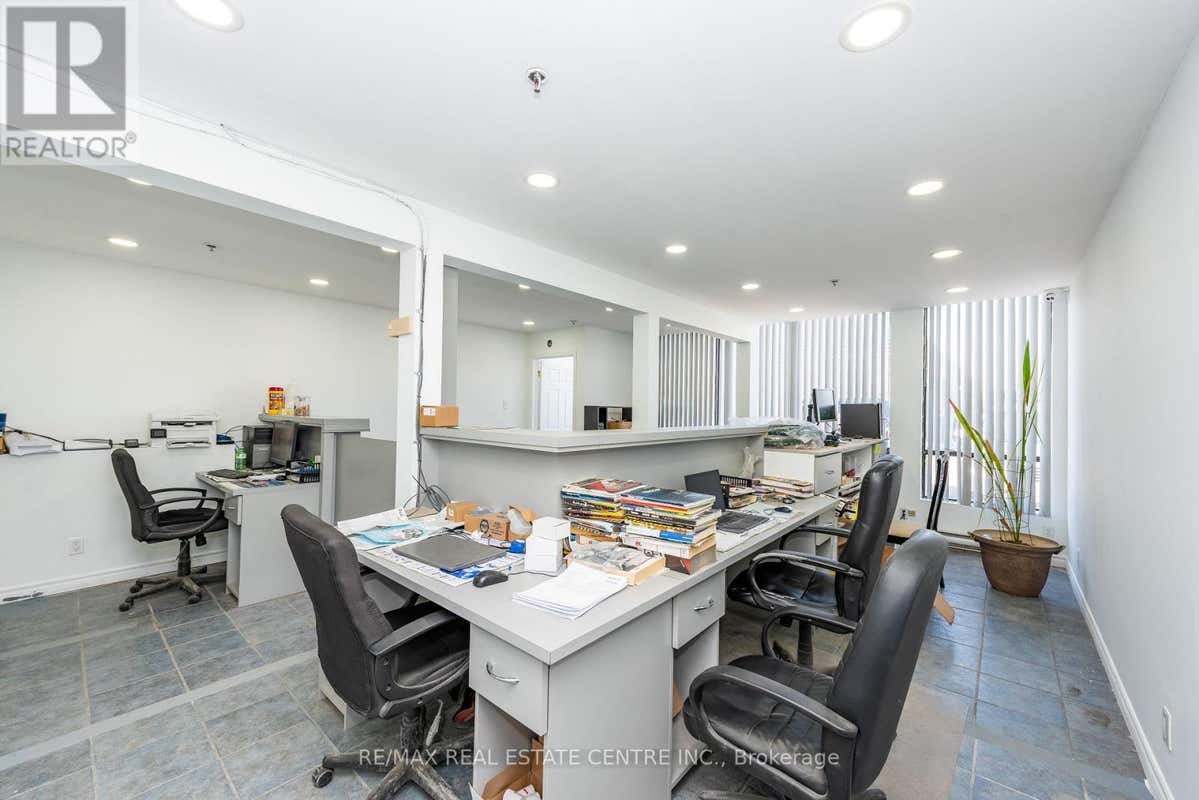 11 - 7171 TORBRAM ROAD