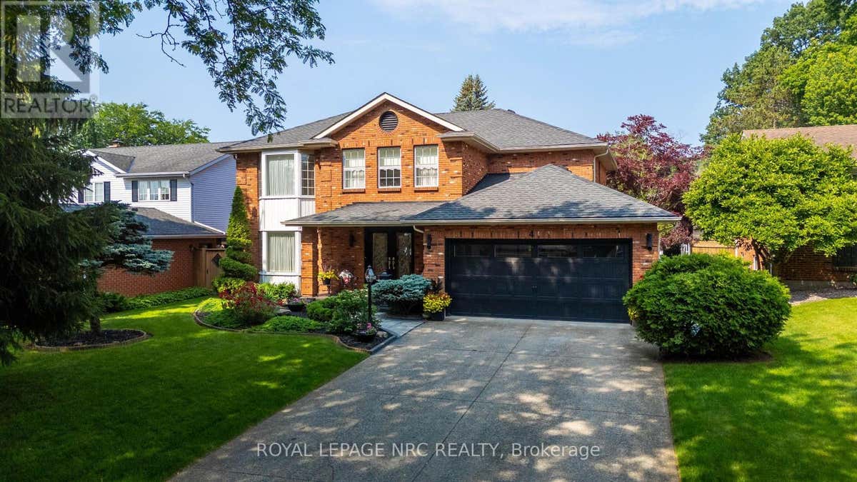 4 GREENVALE COURT