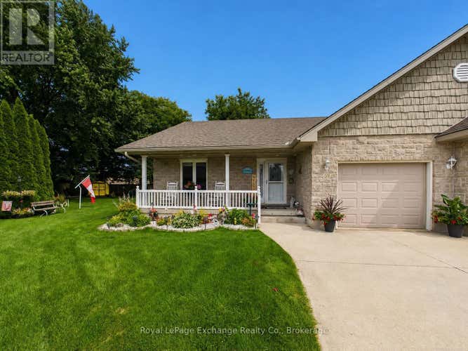 651 PIPERS COURT