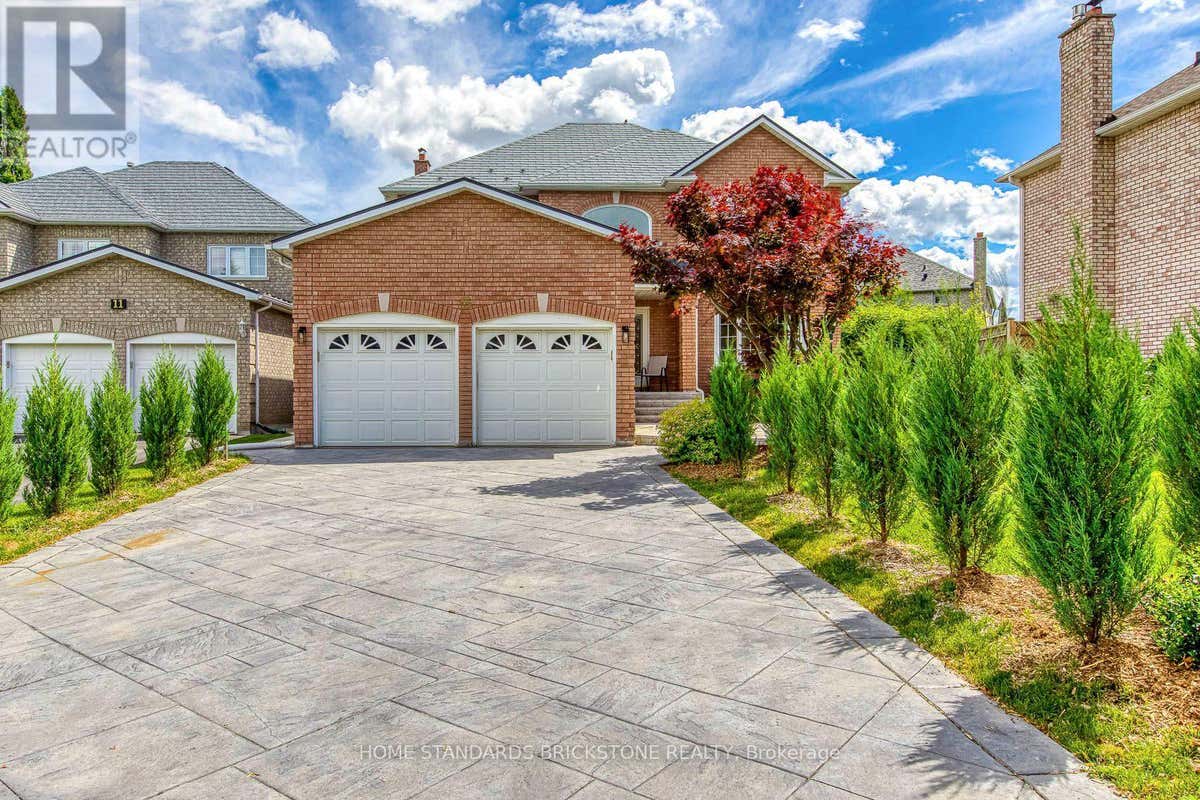 15 SAMUEL CRESCENT